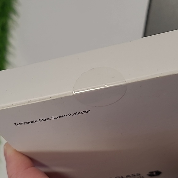 TEMPERED Glass Screen Protectors for Samsung Galaxy S22 Plus - New in Opened Box - Picture 8 of 9